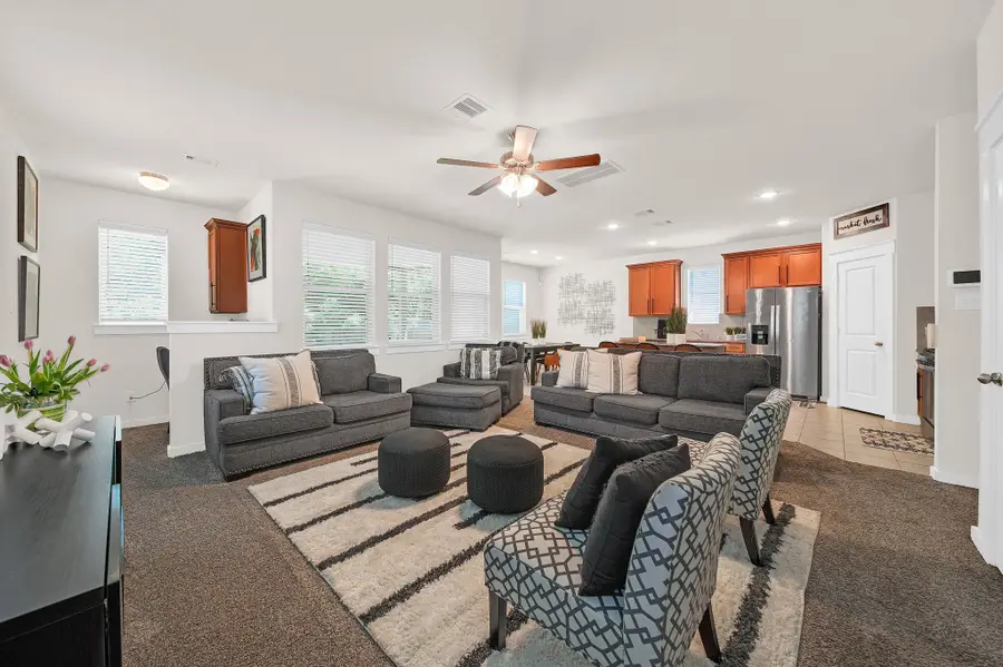 9207 Coleridge Drive, Rosharon, TX 77583 - Image #2