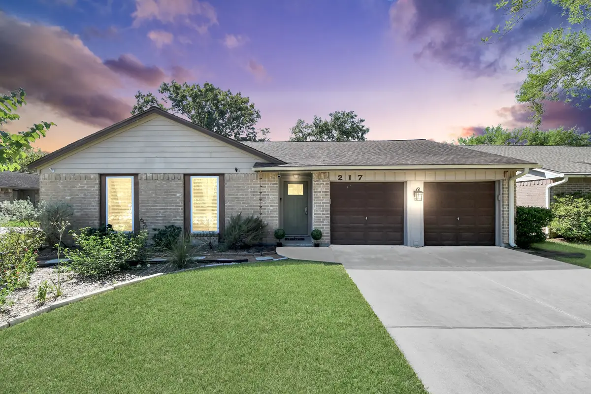 217 Greenshire Drive, League City, TX 77573 - #1