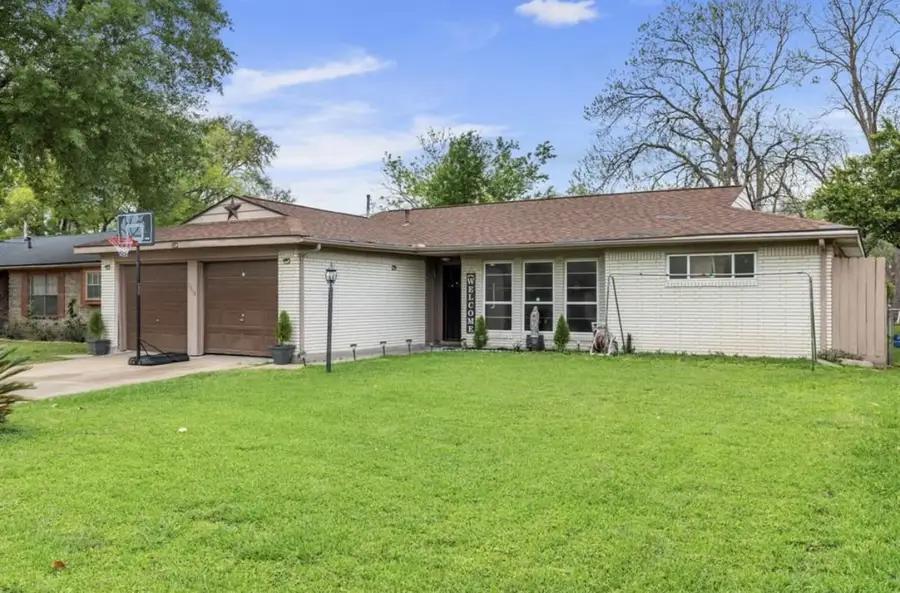1318 Twinbrooke Drive, Houston, TX 77088 - #2