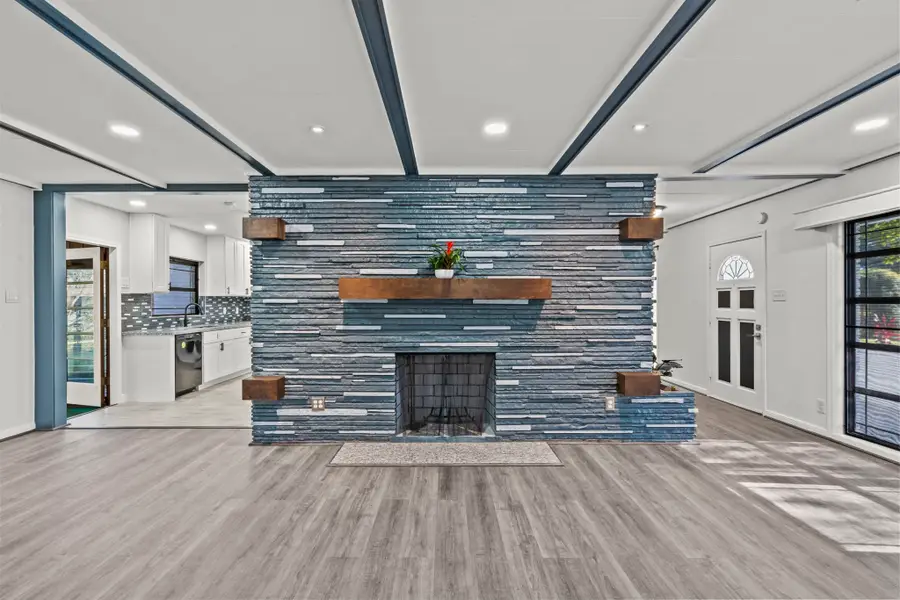 1407 Lamar Drive, La Marque, TX 77568 - Image #2