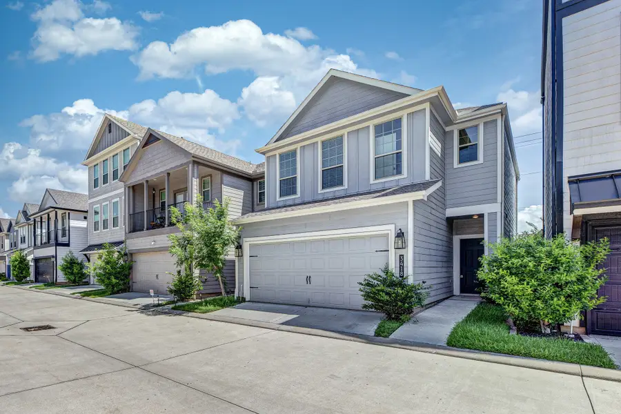 3418 Avondale View Drive, Houston, TX 77025 - Image #2