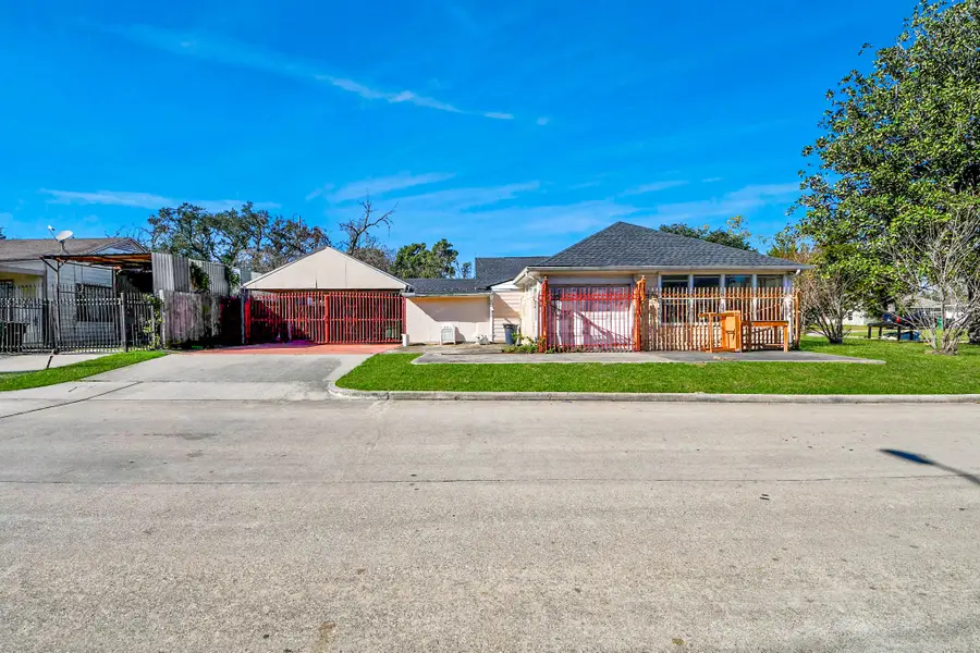 7184 Moline Street, Houston, TX 77087 - Image #2