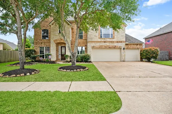 2812 Knob Hill Street, Pearland, TX 77581