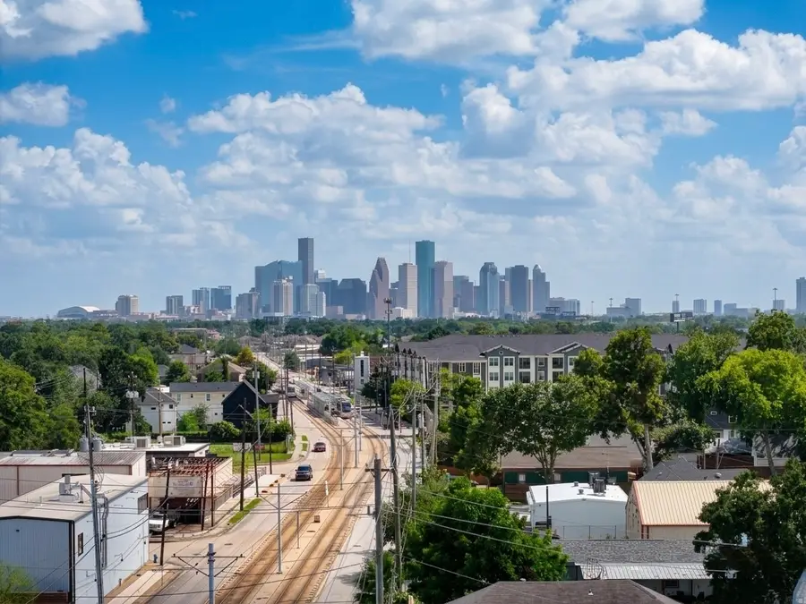 102 Sylvester Road #B, Houston, TX 77009 - #3