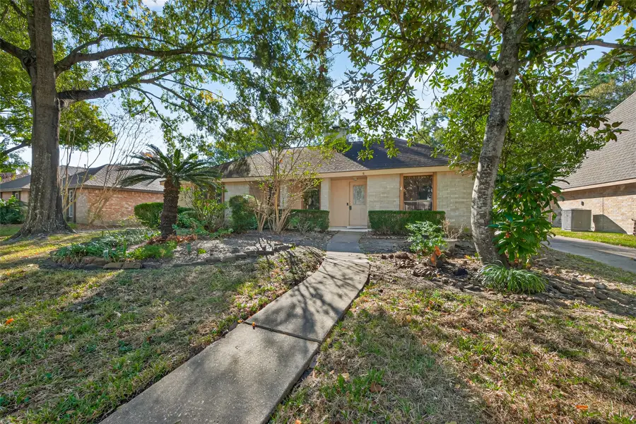 3714 Haven Pines Drive, Kingwood, TX 77345 - Image #2