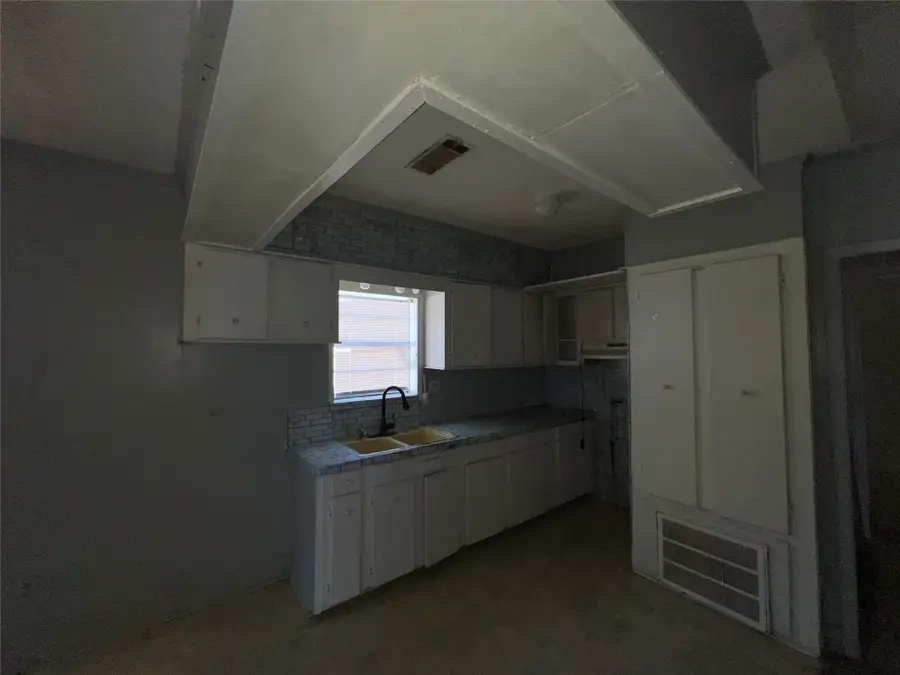 5109 Ave Q 1/2, Galveston, TX 77551 - #3