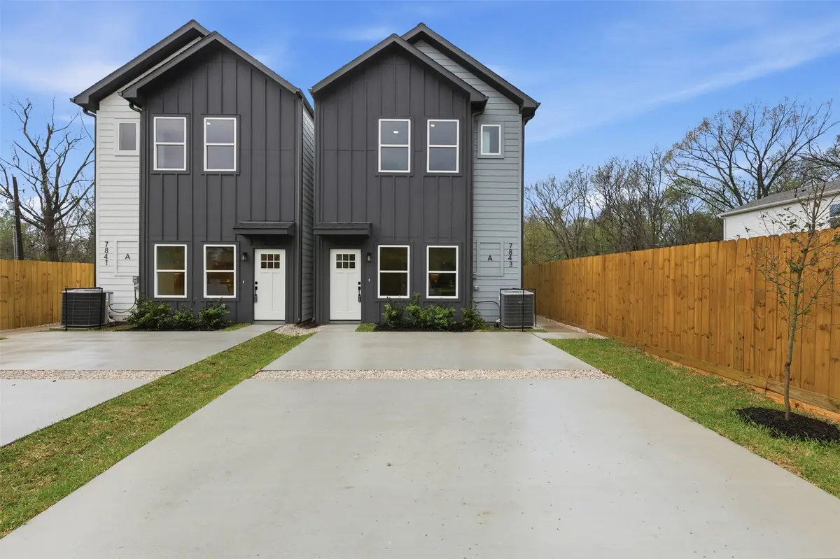 7843 Sunnyhill St, Houston, TX 77088 - #1