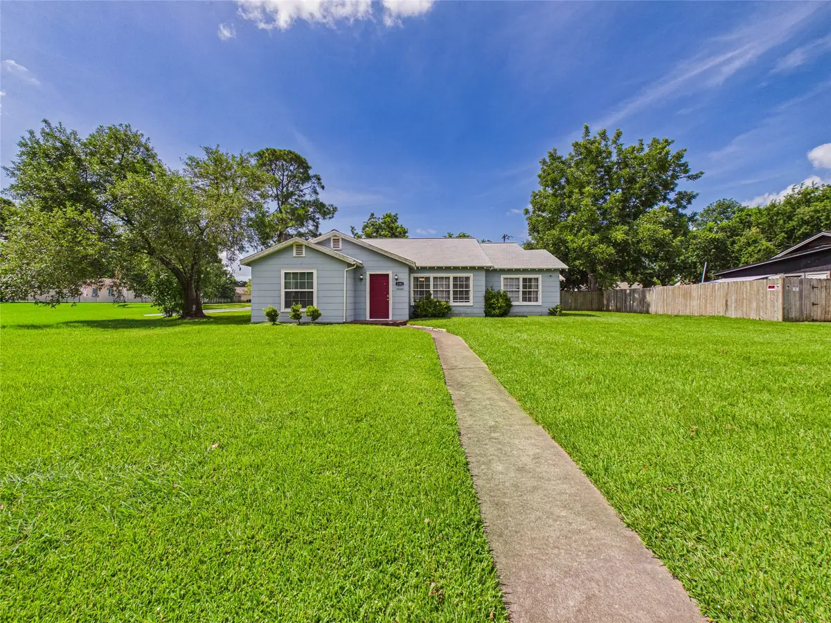 1101 15th Avenue N, Texas City, TX 77590 - #1
