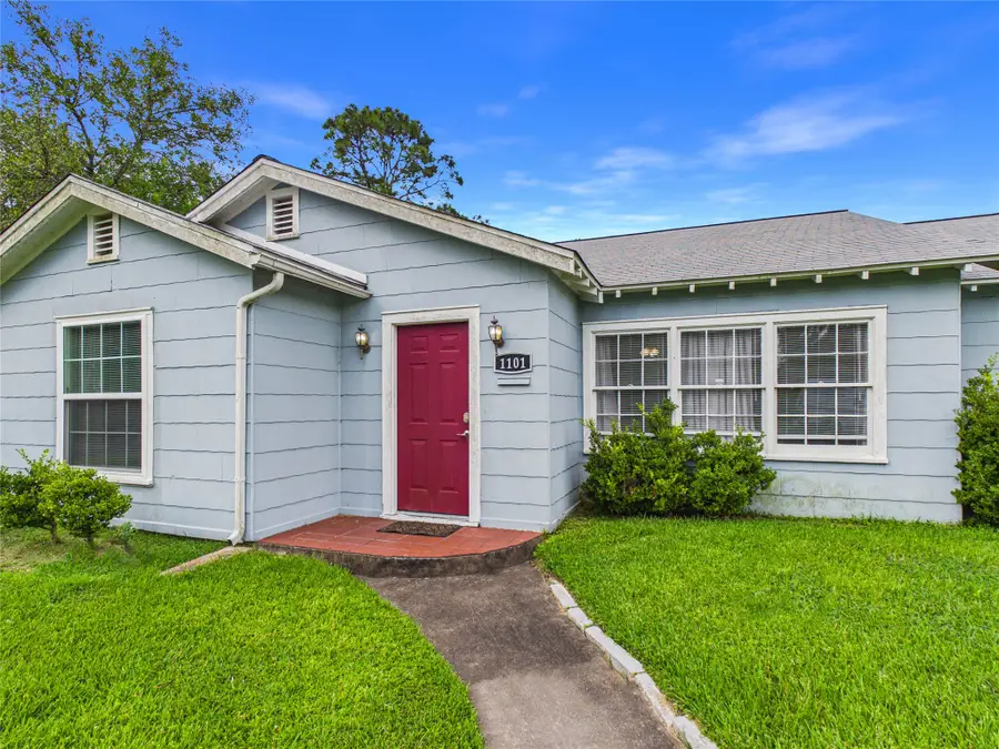 1101 15th Avenue N, Texas City, TX 77590 - #3