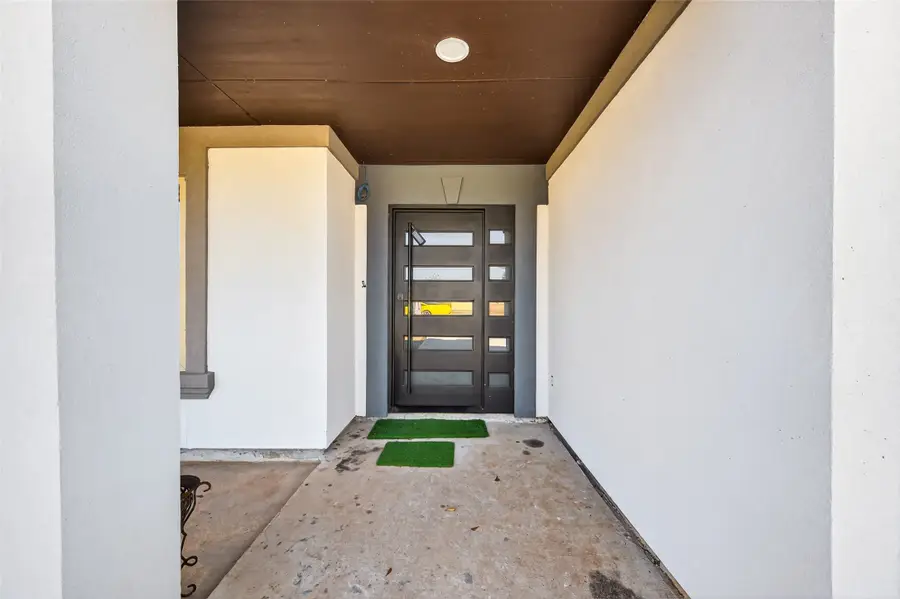 16320 Cadwin Court, Conroe, TX 77303 - Image #2