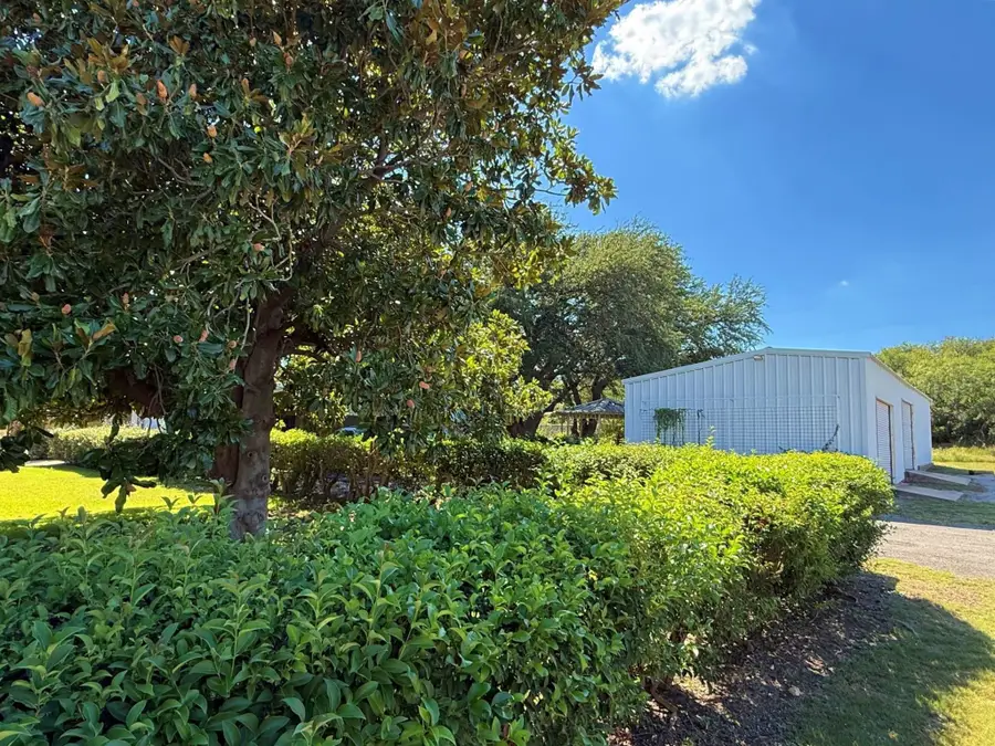 504 Oak Street, Ozona, TX 76943 - Image #3