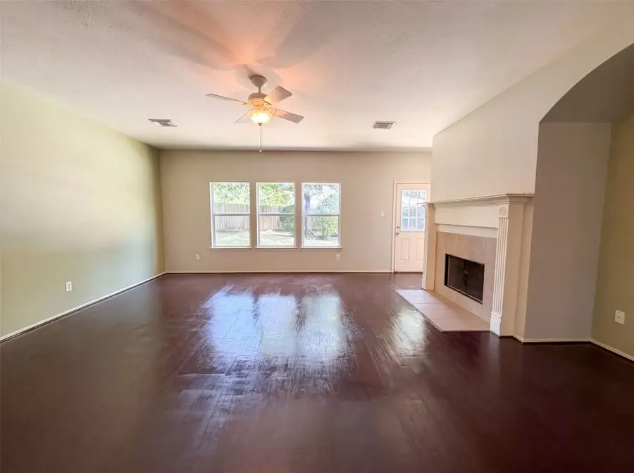 916 Summer Rain Court, Conroe, TX 77303 - #3