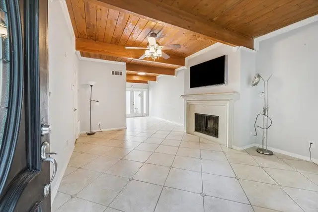 5372 Brownway Street #D34, Houston, TX 77056 - Image #2