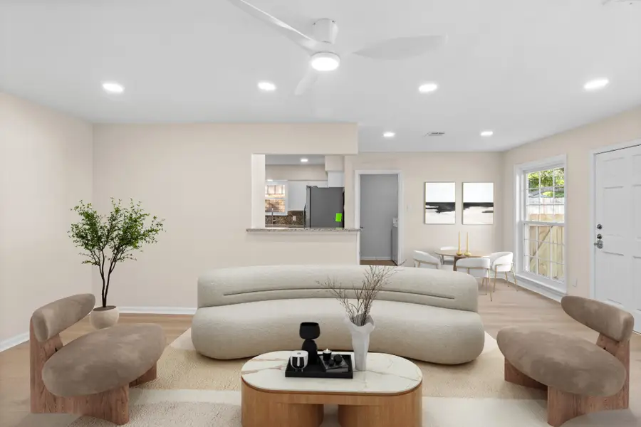 9610 Meadowglen Lane, Houston, TX 77063 - Image #2