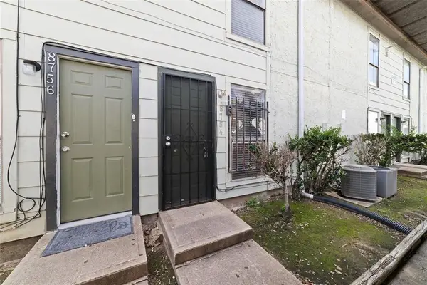 8754 Village Of Fondren Drive #8754, Houston, TX 77071