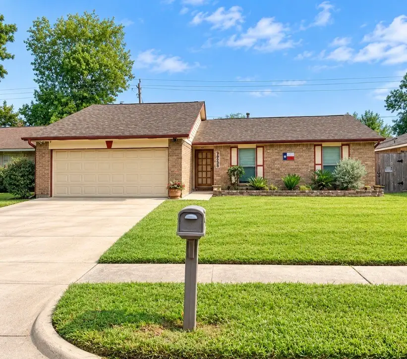 16023 Windom Drive, Webster, TX 77598 - #2