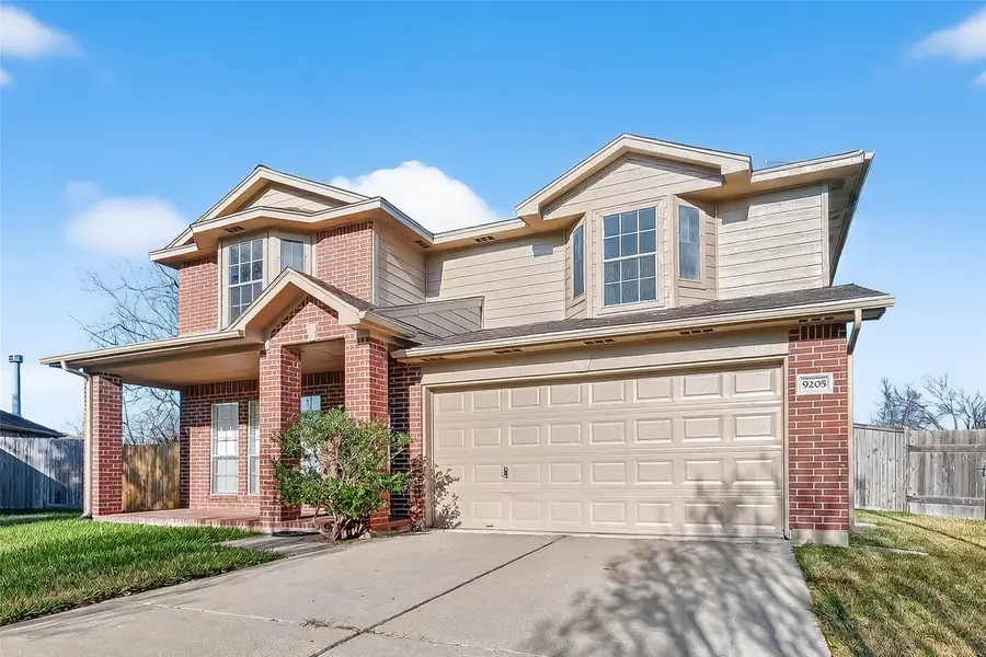 9205 Caddo Court, La Porte, TX 77571 - Image #2