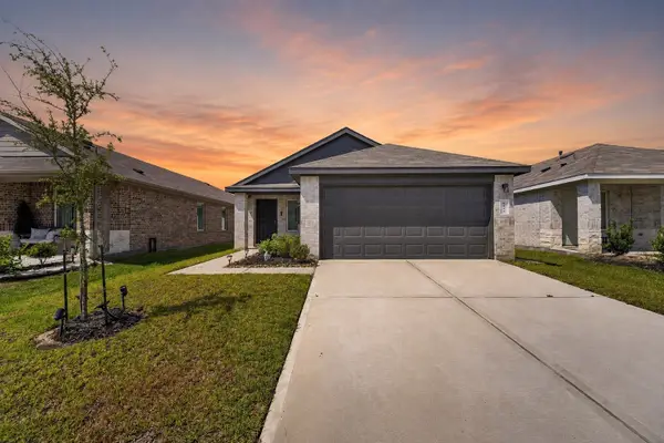 5619 Avalon Woods Drive, Spring Branch, TX 77373