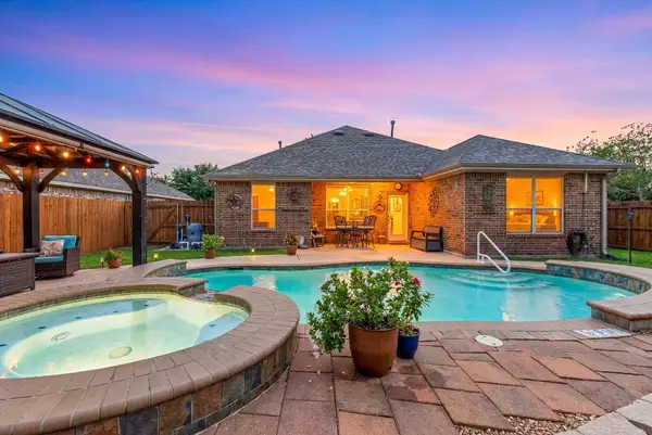 2526 Winged Dove Drive, League City, TX 77573