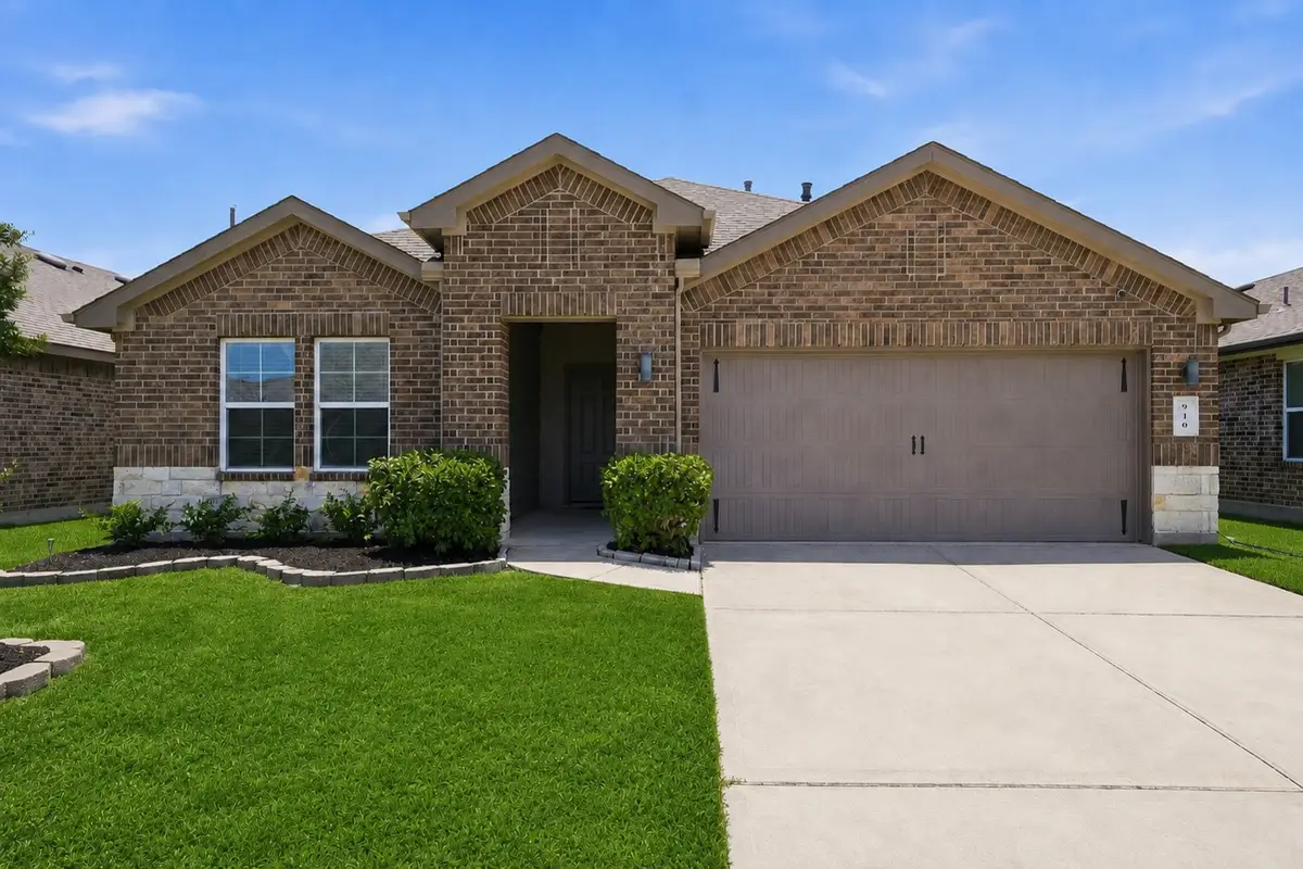 910 Betsy Hill Drive, Rosharon, TX 77583 - #1