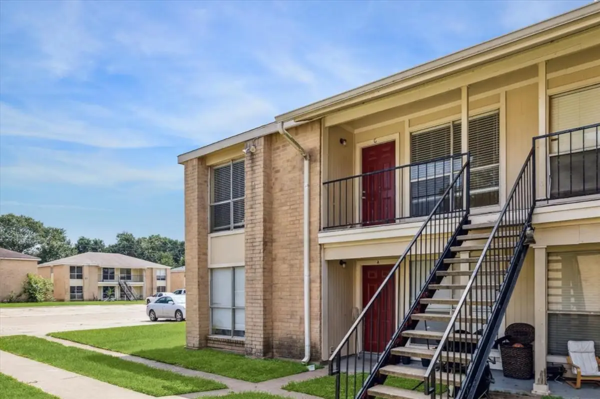 119 Lazy Lane, Sealy, TX 77474 - Image #1