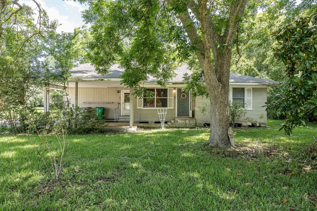 502 Massey Tompkins Road, Baytown, TX 77521 - #1