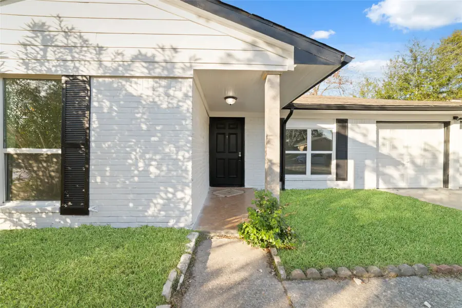 11434 Sharpview Drive, Houston, TX 77072 - Image #3