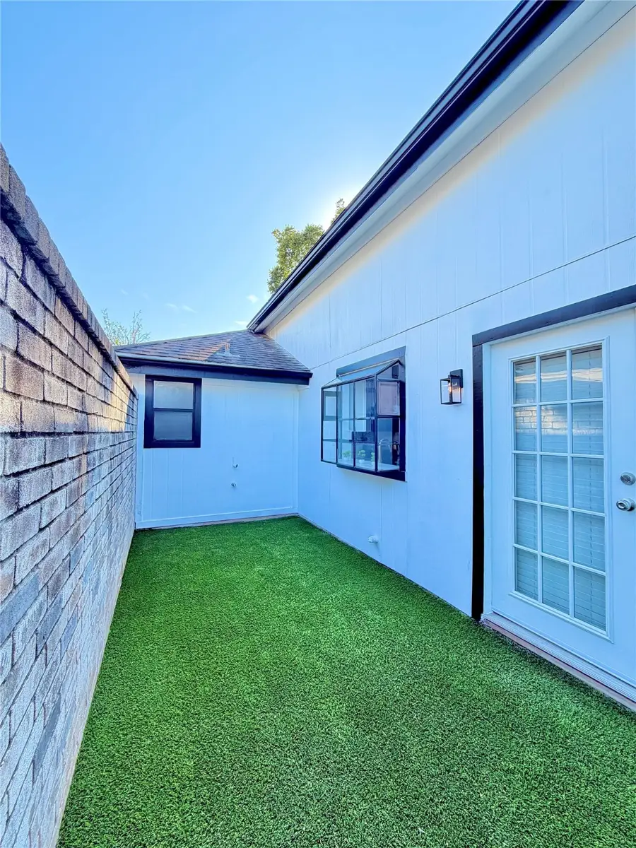 13419 Clarewood Drive, Houston, TX 77083 - Image #3