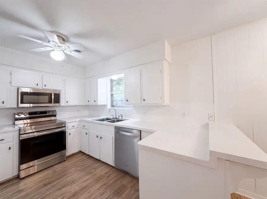9538 Skyline Drive, Houston, TX 77063 - #2