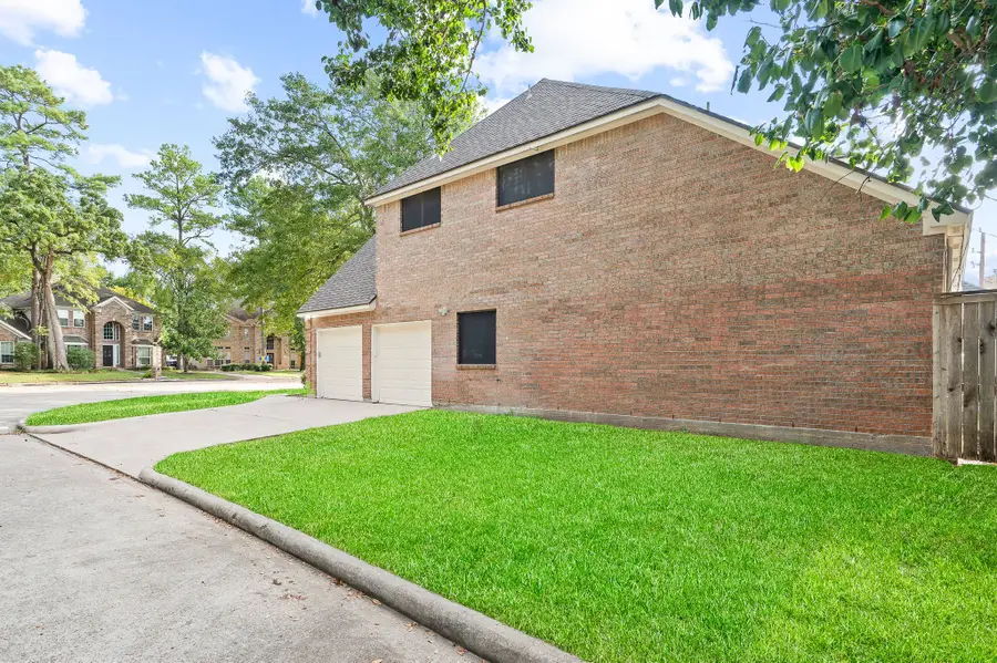 8111 Morningbrook Court, Spring, TX 77379 - Image #3