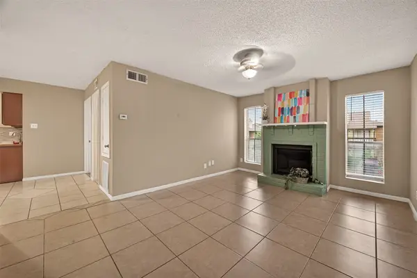 1500 Bay Area Boulevard #208, Houston, TX 77058