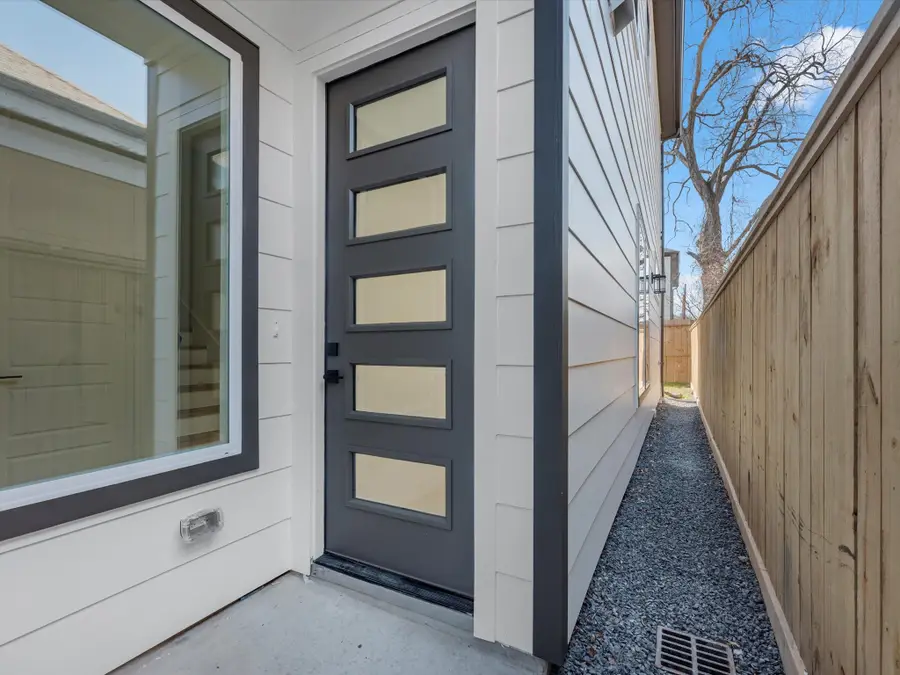 3034 Mcgowen Street, Houston, TX 77004 - #3