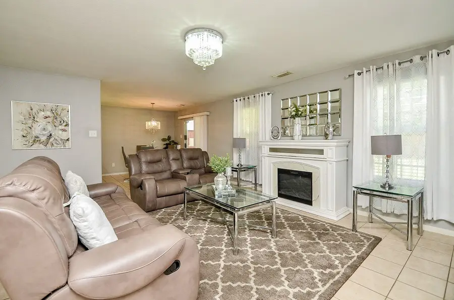 3118 Junction Drive, Houston, TX 77045 - #3