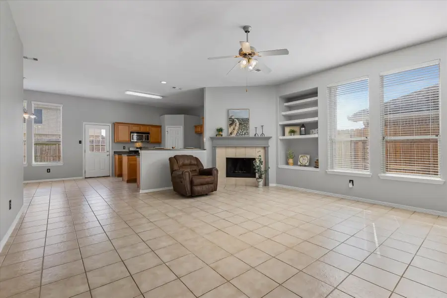 104 Laurel Meadow Court, La Marque, TX 77568 - Image #2