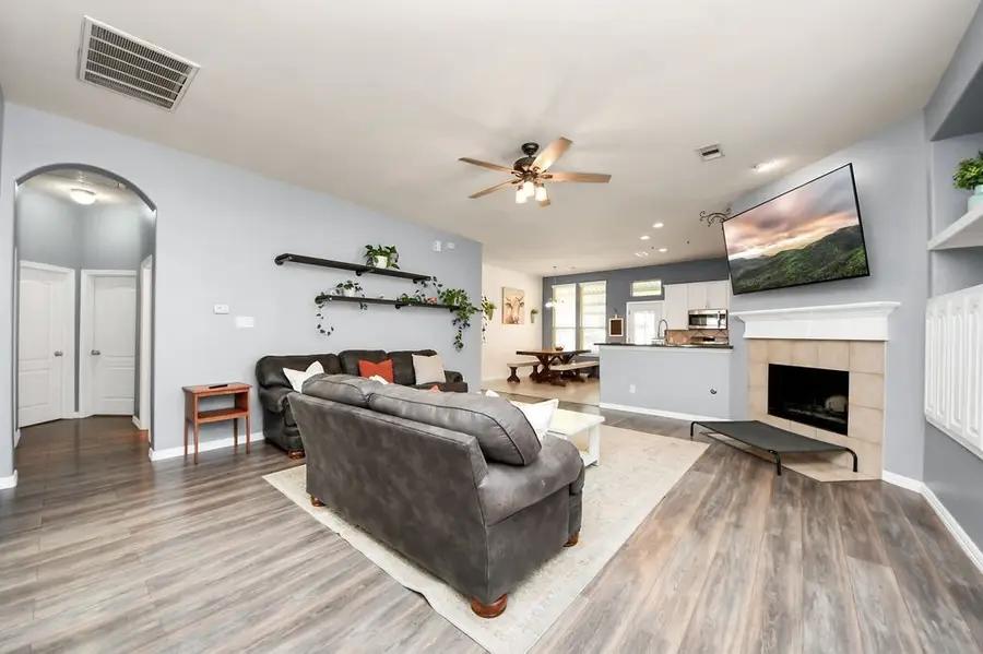 2308 Perkins Crossing Drive, Conroe, TX 77304 - Image #3