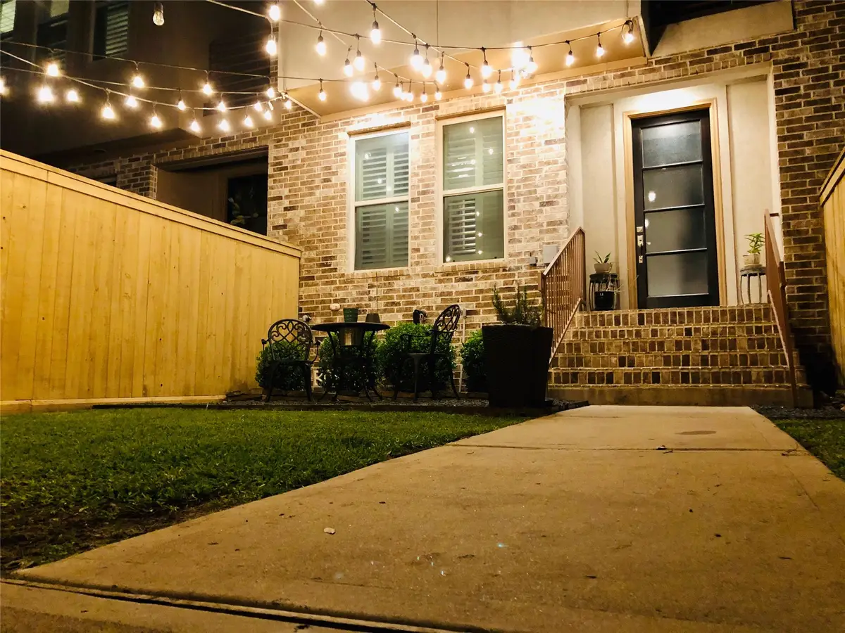 115 E 2nd Street, Houston, TX 77007 - #1