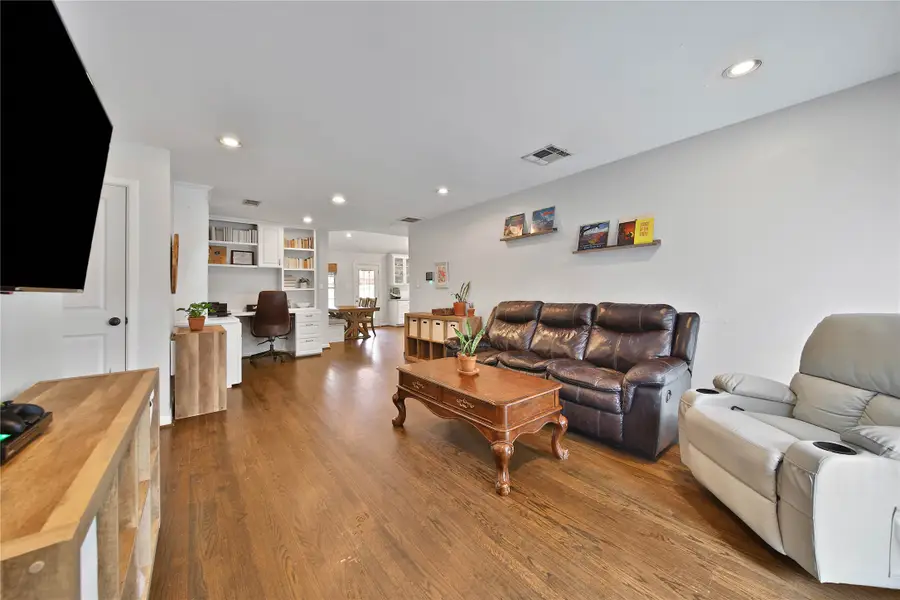 11218 Cliffwood Drive, Houston, TX 77035 - #3