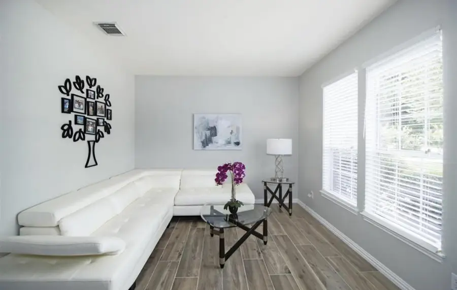 25507 Lyon Springs Court, Spring, TX 77373 - Image #3