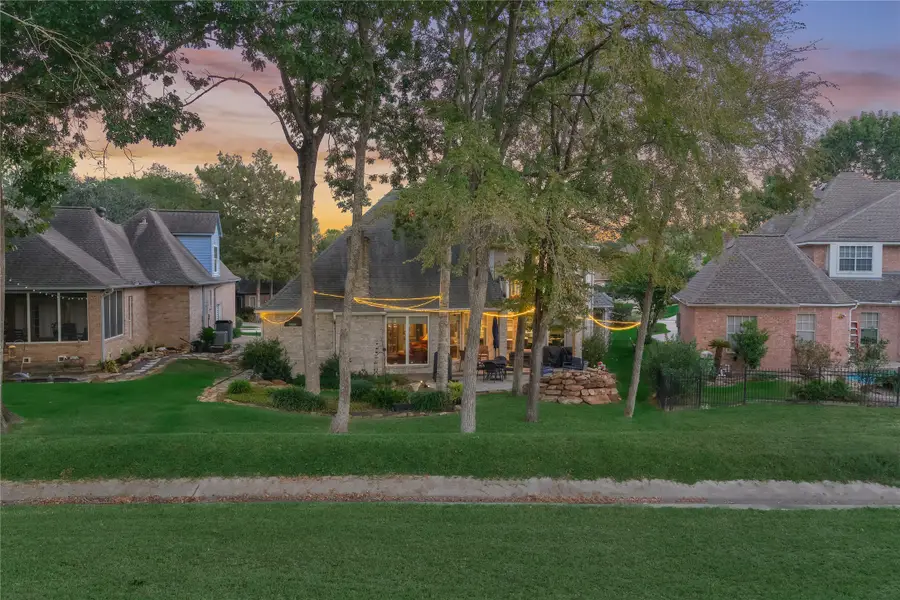 3 Melrose Drive, Montgomery, TX 77356 - #2