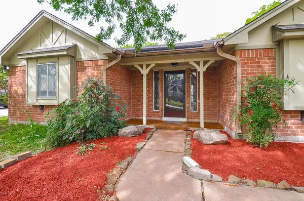 11703 Easterling Drive, Houston, TX 77065