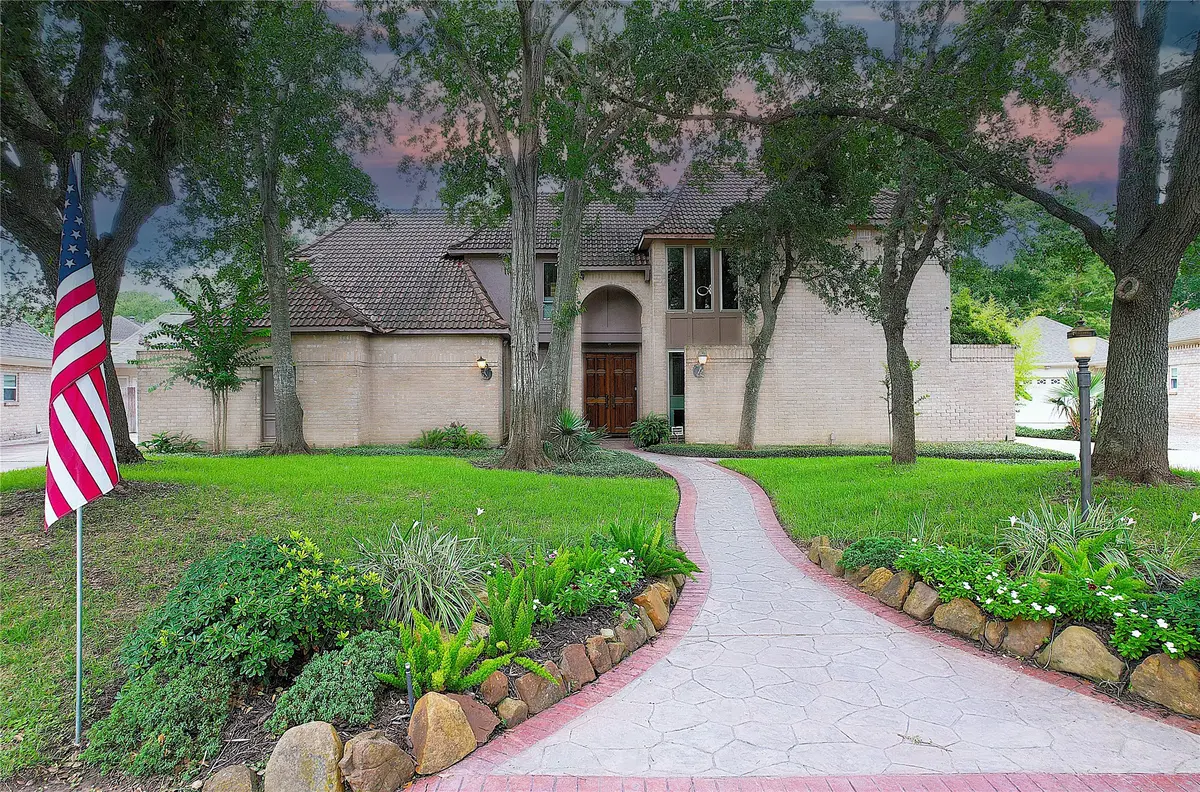 734 Plainwood Drive, Houston, TX 77079 - Image #1