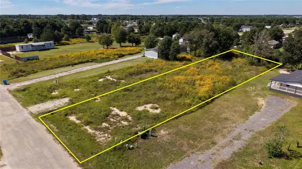 703 Road 5252, Cleveland, TX 77327