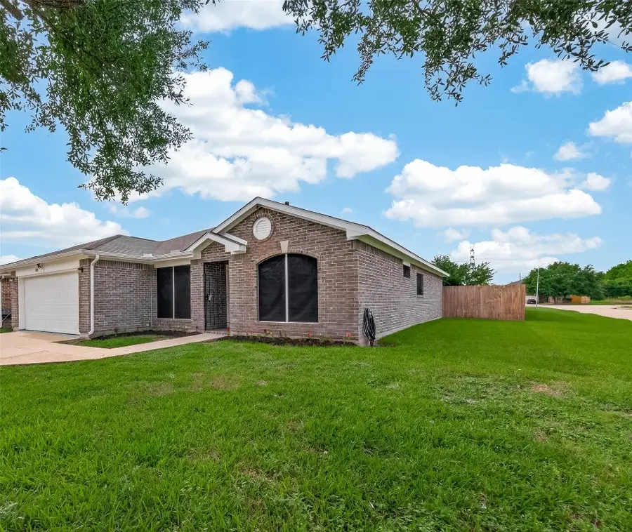 5102 Park Village Drive, Houston, TX 77048 - #2