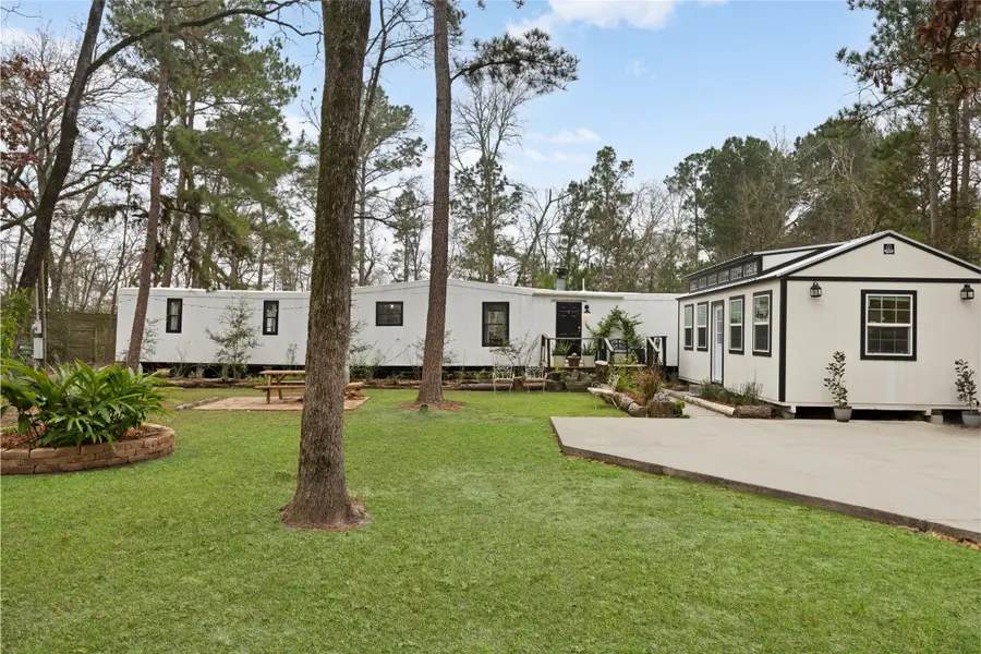 56 Erin Drive, Huntsville, TX 77320 - Image #2