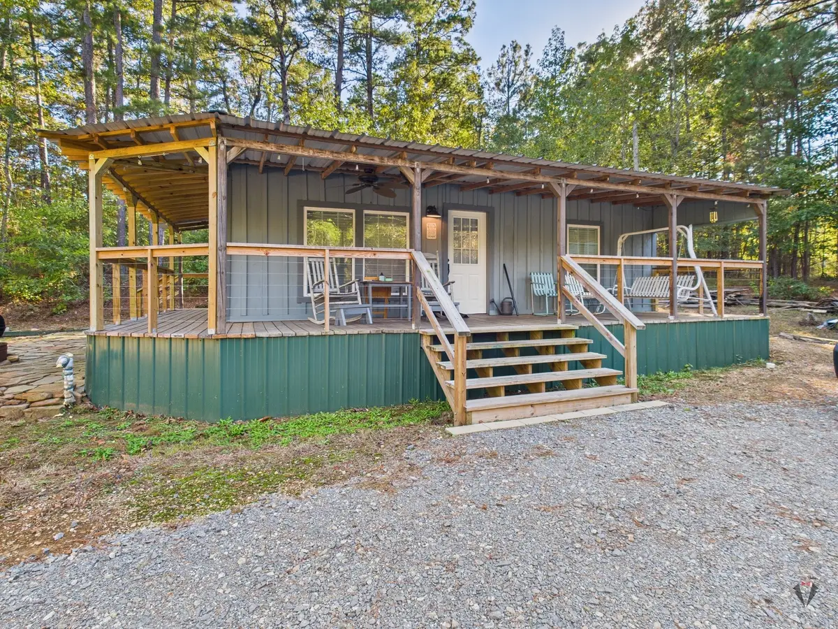 1068 Holiday Harbor Drive, Jefferson, TX 75657 - Image #1