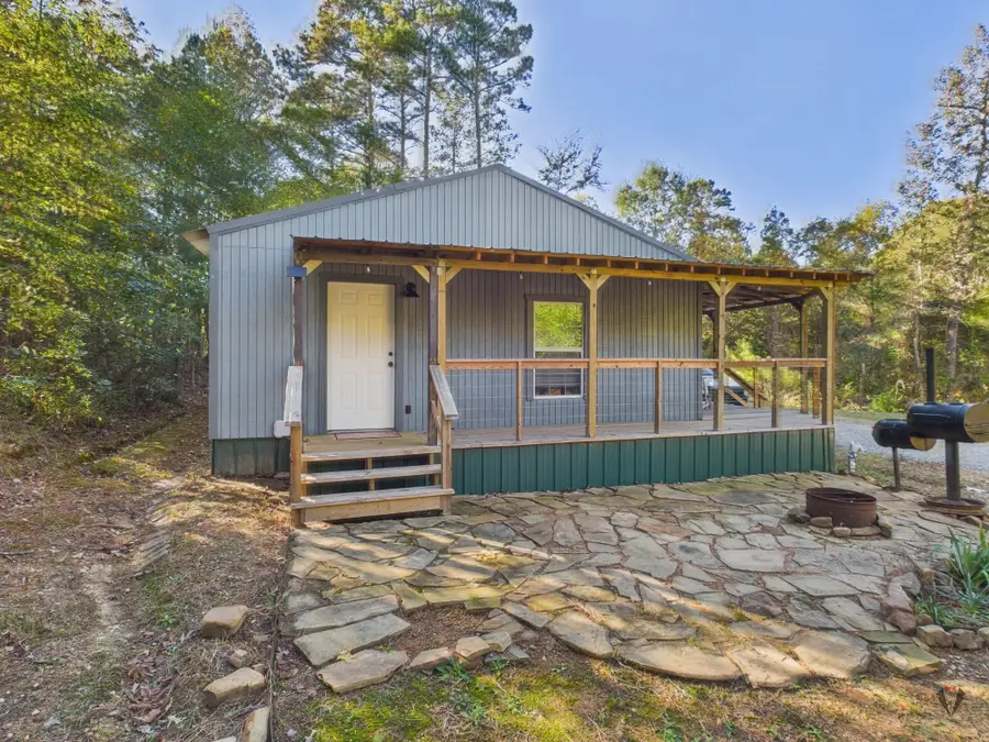 1068 Holiday Harbor Drive, Jefferson, TX 75657 - Image #2