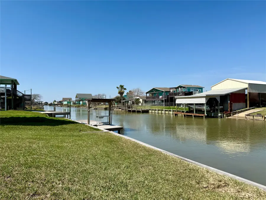 191 Dolphin Way County Road 204 Way, Sargent, TX 77414 - #3