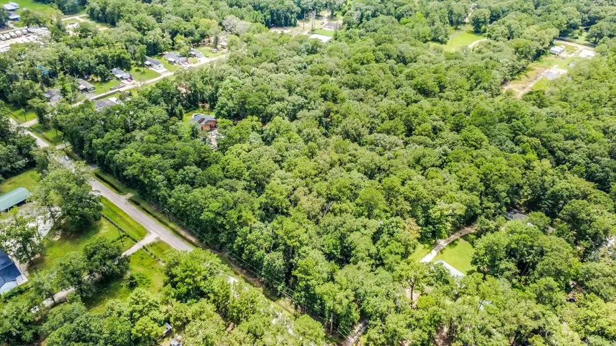4 County Road 3561, New Caney, TX 77357 - #3