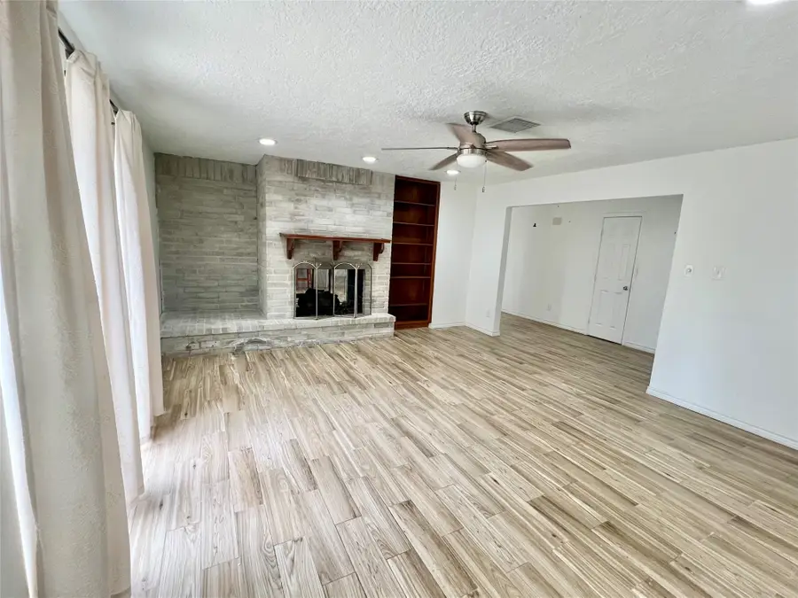 1708 Crestwood Court, Texas City, TX 77591 - Image #3