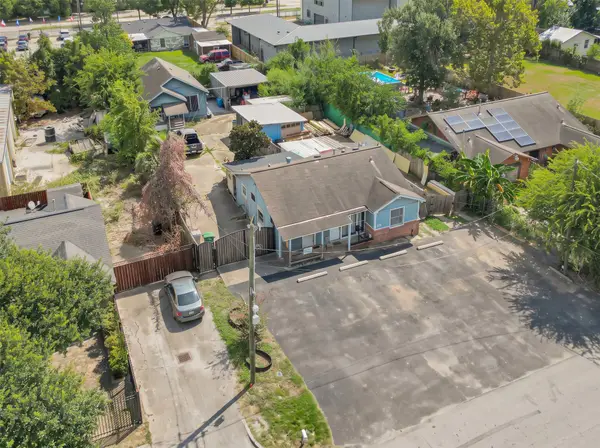 2084 Harland Drive, Houston, TX 77055